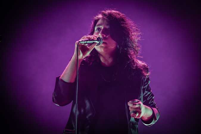  Arooj Aftab at TivoliVredenburg by Ben Houdijk